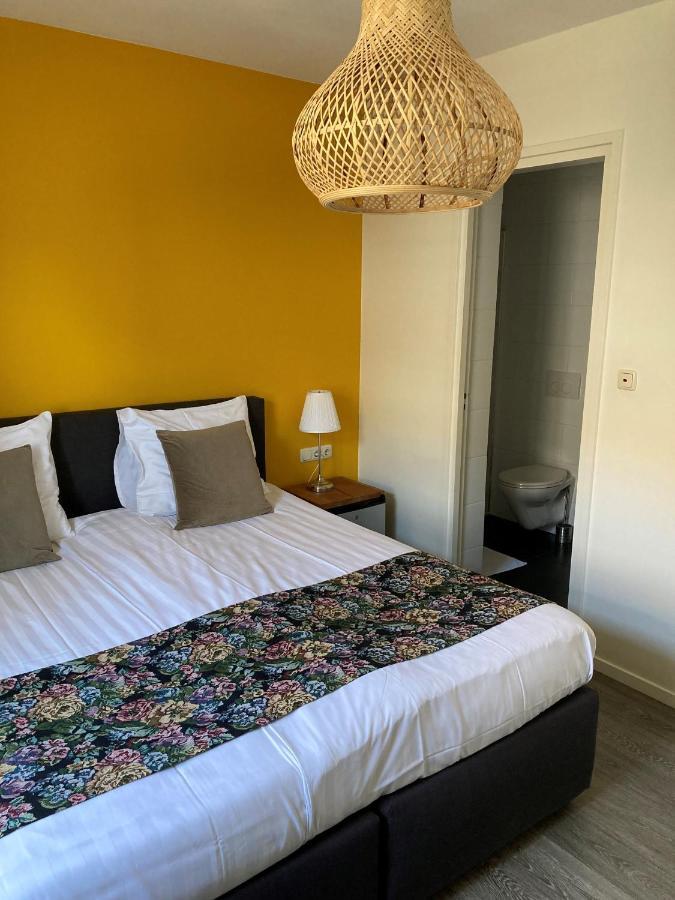 B&B De Hofnar โรมอนด์ ภายนอก รูปภาพ